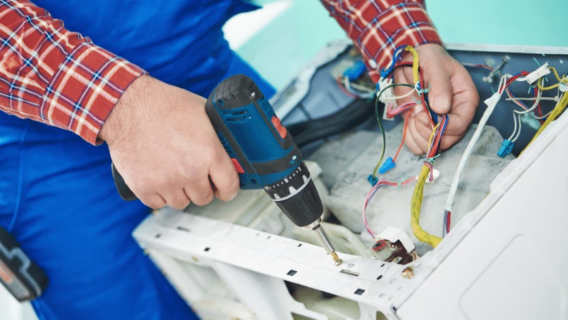 Kocaeli Siemens Siemens çamaşır makinesi kart tamiri – Su almama arızası orijinal parça ile giderildi. - Teknik servis örneği